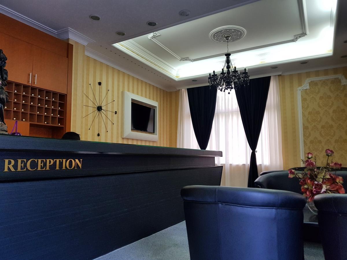 Hotel Bob ซาราเยโว ภายนอก รูปภาพ