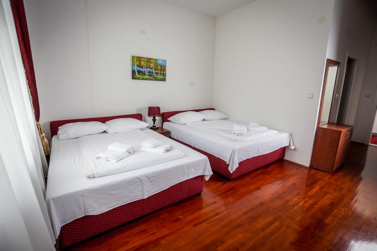 Hotel Bob ซาราเยโว ภายนอก รูปภาพ